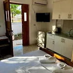 Hotel Viola Apartments Ksamil