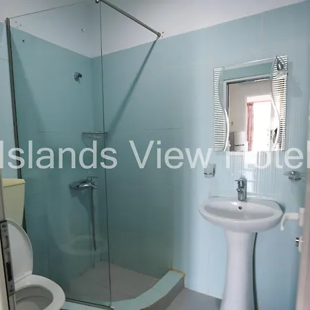 Islands View Hotel *