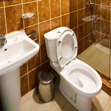 Viola Seaside Villa فندق كساميل