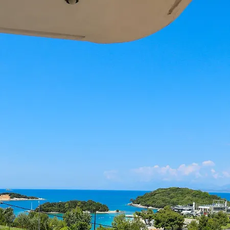 Viola Seaside Villa فندق