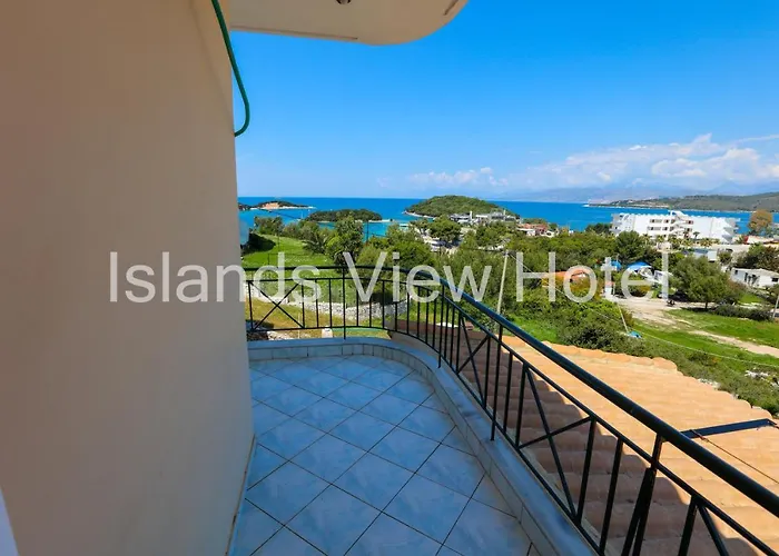 Islands View Hotel *