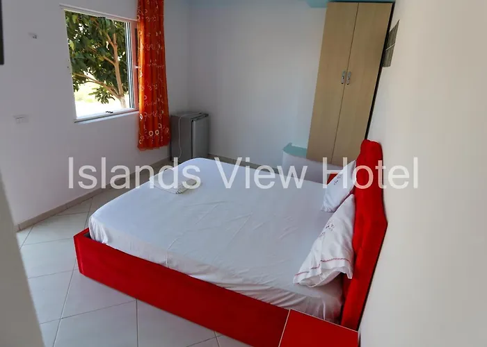 Islands View Hotel *