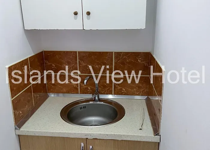 Islands View Ксамил