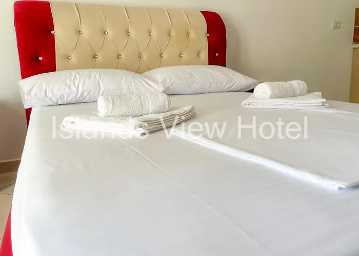 Islands View Отель