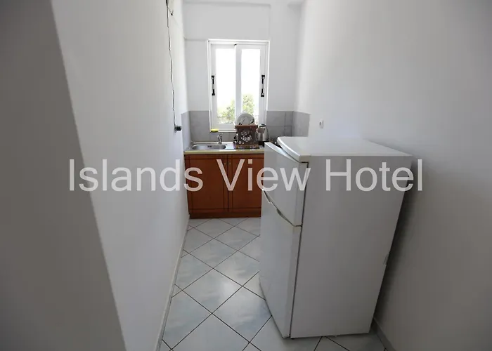 Отель Islands View *