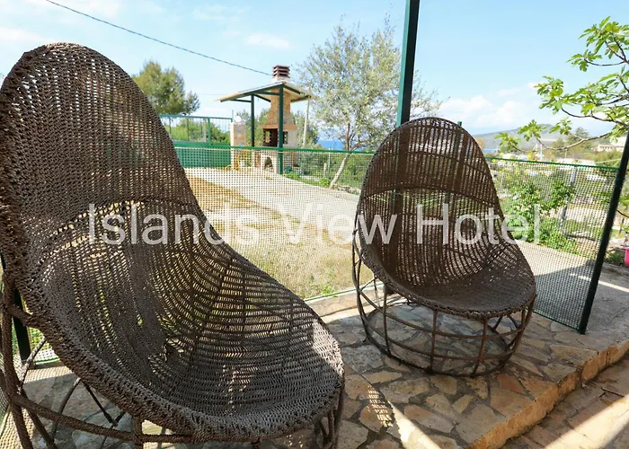 Hotel Islands View *